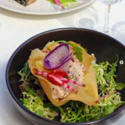 Salade au restaurant hôtel Porto-Vecchio centre